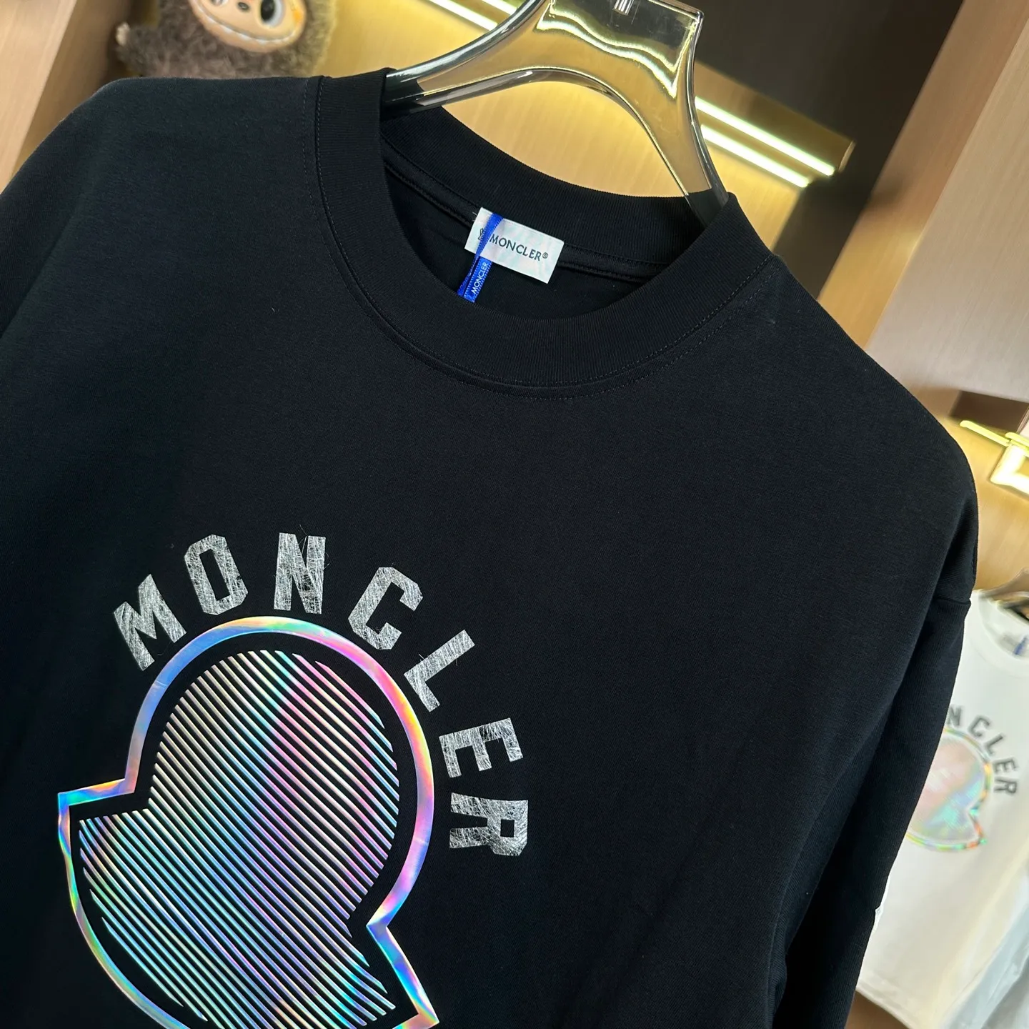 《 》MONCLER~ T ， 32 300 ， ， ， ， ！ ， ， ， ， ， ！ Size：S~M~L~XL~2XL